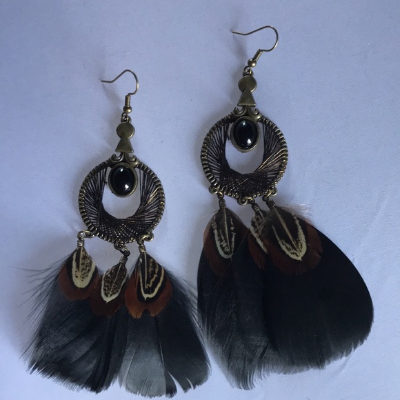 New! Bohemian Feather Drop Earrings - Picture 5 of 7